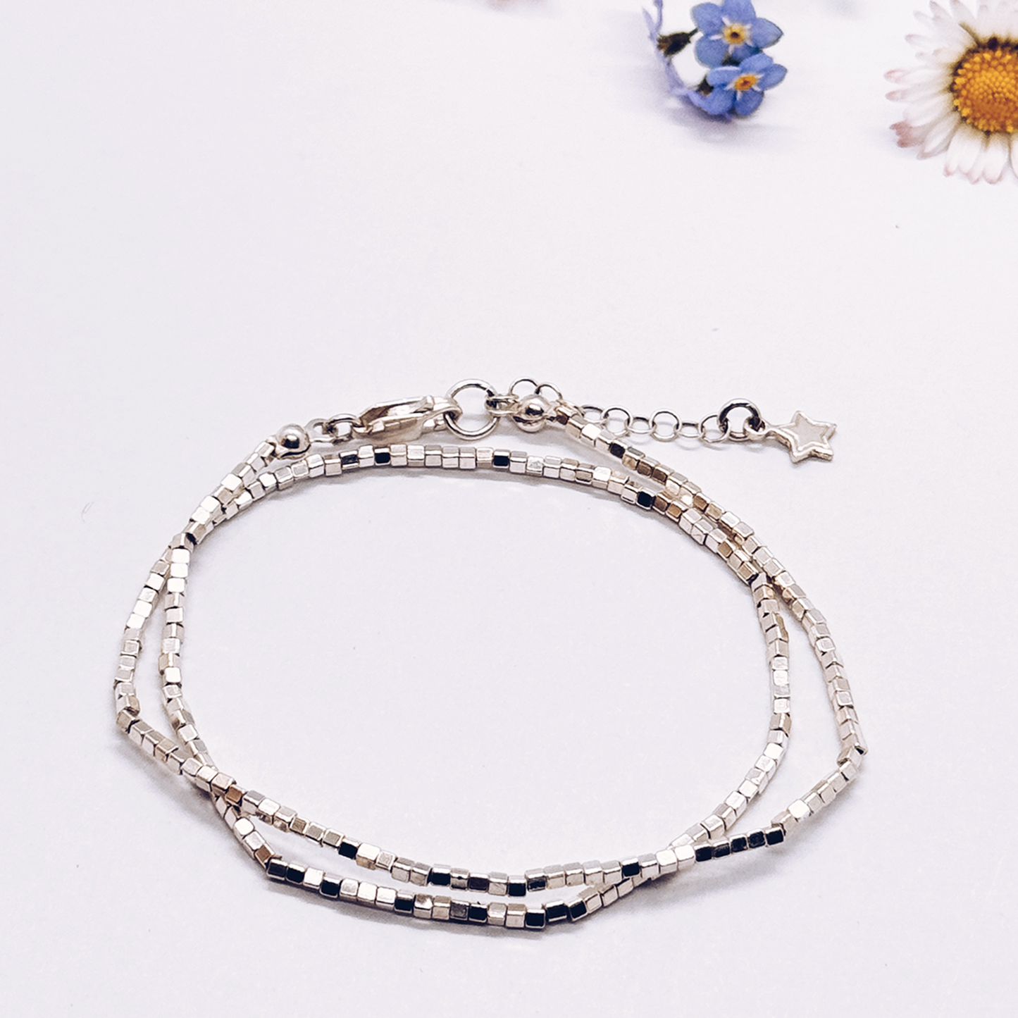 Pulsera Lien (Mostacilla Microcuadrada)