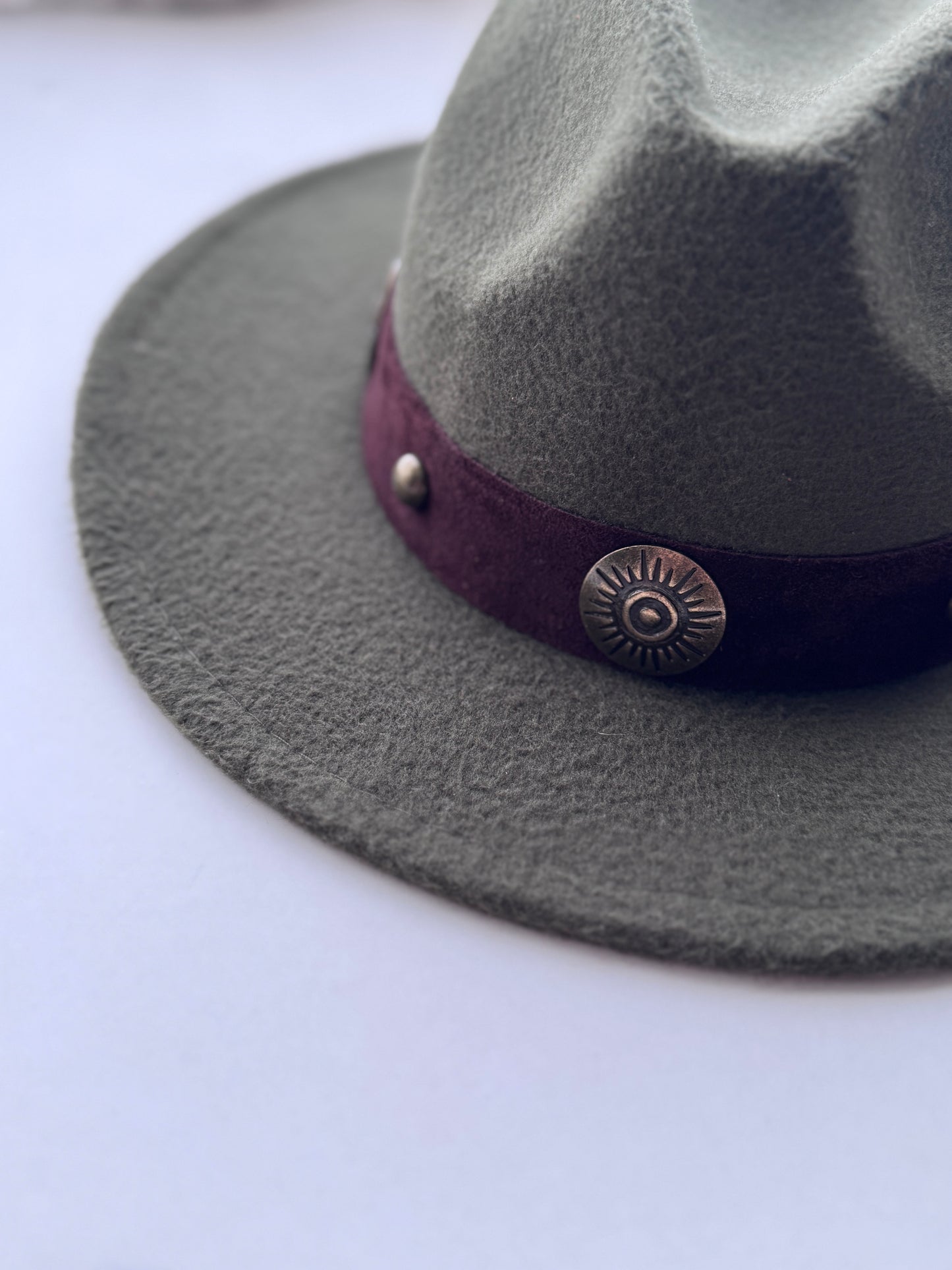 Sombrero Lahuen verde musgo