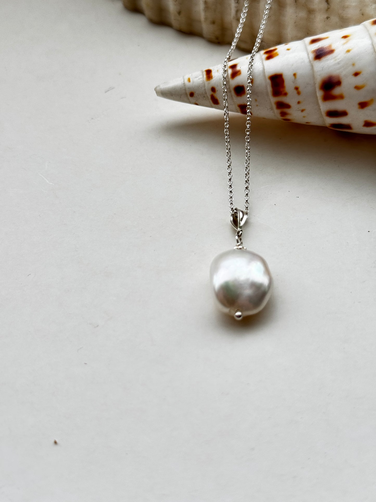 Cadena KÖ/ Plata y perla  barroca